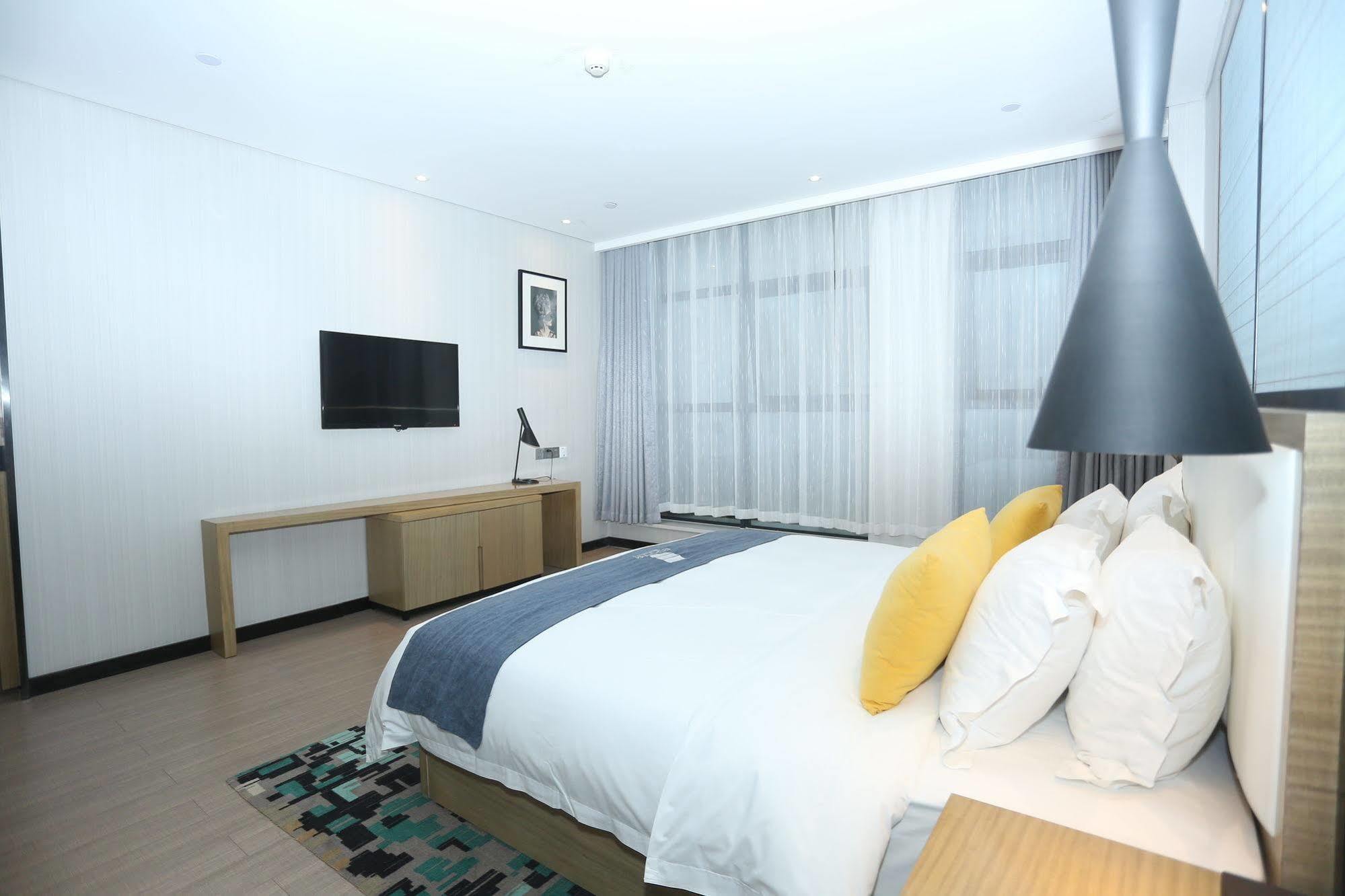 Echarm Hotel Zhengzhou High Tech Zone Exterior photo